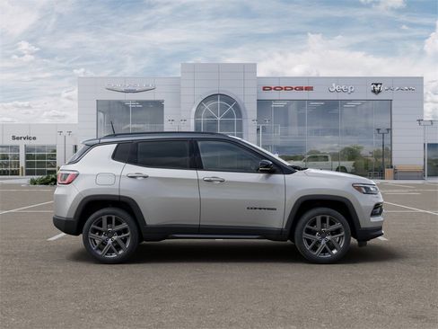 New 2025 Jeep Compass Limited w/ Sun & Sound Group image 21