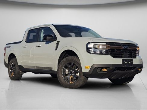 Used 2024 Ford Maverick Tremor w/ Tremor Off-Road Package image 2