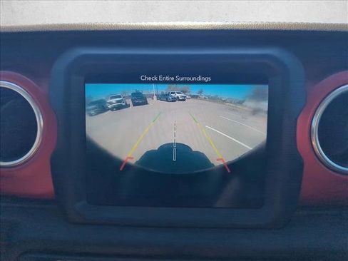 Used 2018 Jeep Wrangler Rubicon image 13