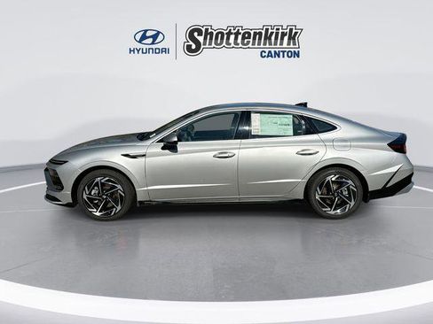 New 2026 Hyundai Sonata SEL image 5