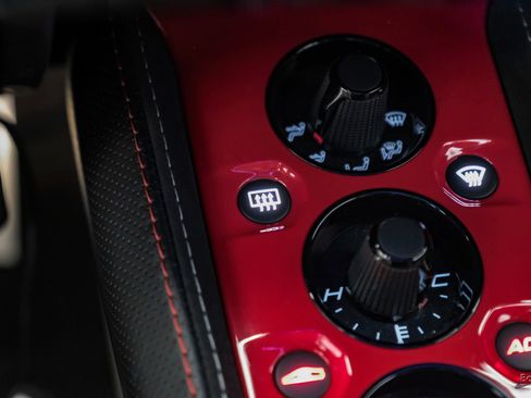 Used 2021 Lotus Evora RWD image 70