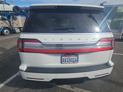 Used 2020 Lincoln Navigator Reserve w/ Equipment Group 208A Reserve AWD/4WD image 8