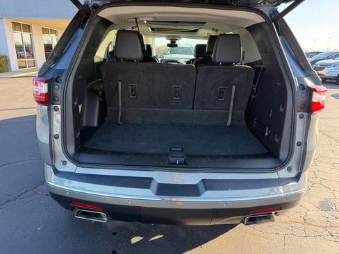 Used 2020 Chevrolet Traverse Premier image 5