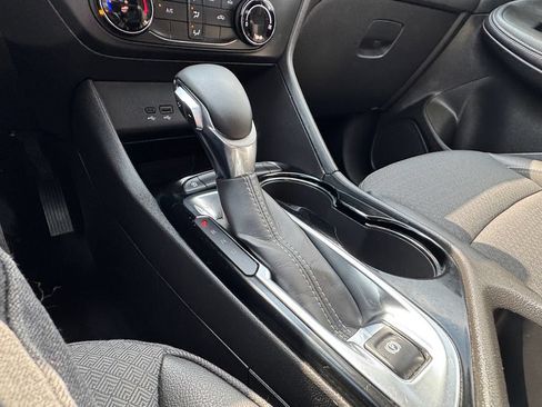 Used 2025 Buick Encore GX Preferred FWD image 30