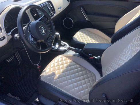Used 2019 Volkswagen Beetle 2.0T S FWD image 2
