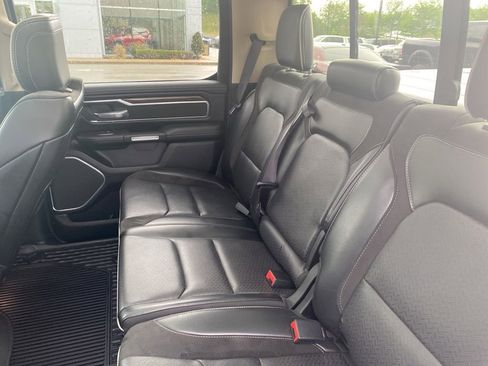 Used 2019 RAM 1500 Laramie AWD/4WD image 16