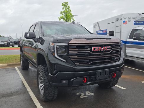 Used 2022 GMC Sierra 1500 AT4X AWD/4WD image 4