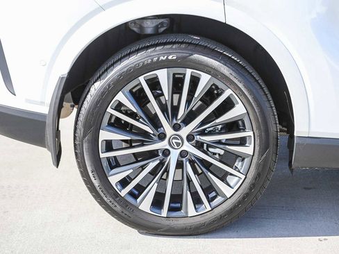 Used 2025 Lexus RX 350 image 11