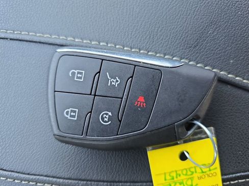 Used 2026 Chevrolet Traverse LT AWD/4WD image 36