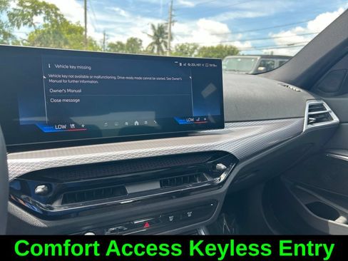 Used 2025 BMW 330i xDrive Sedan w/ Convenience Package AWD/4WD image 14