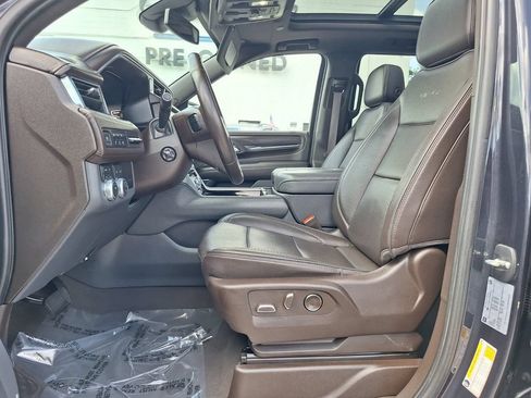 Used 2023 GMC Yukon Denali AWD/4WD image 14