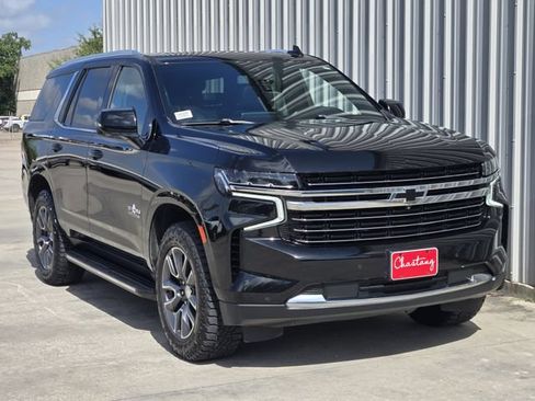 Used 2021 Chevrolet Tahoe LT w/ LT Signature Plus Package RWD image 3