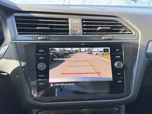 Used 2023 Volkswagen Tiguan SE FWD image 29
