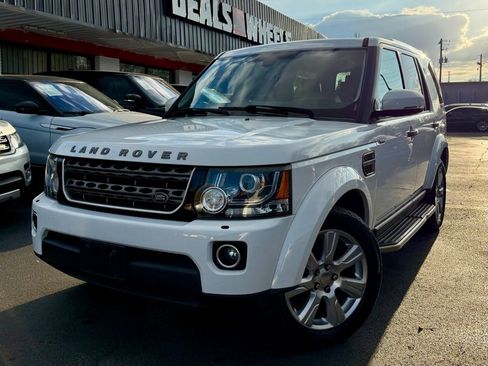 Used 2015 Land Rover LR4 HSE image 1