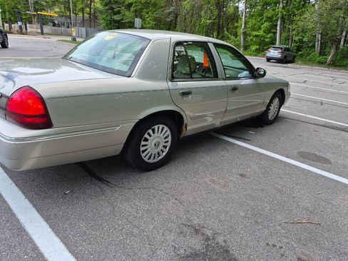 Used 2007 Mercury Grand Marquis LS RWD image 5