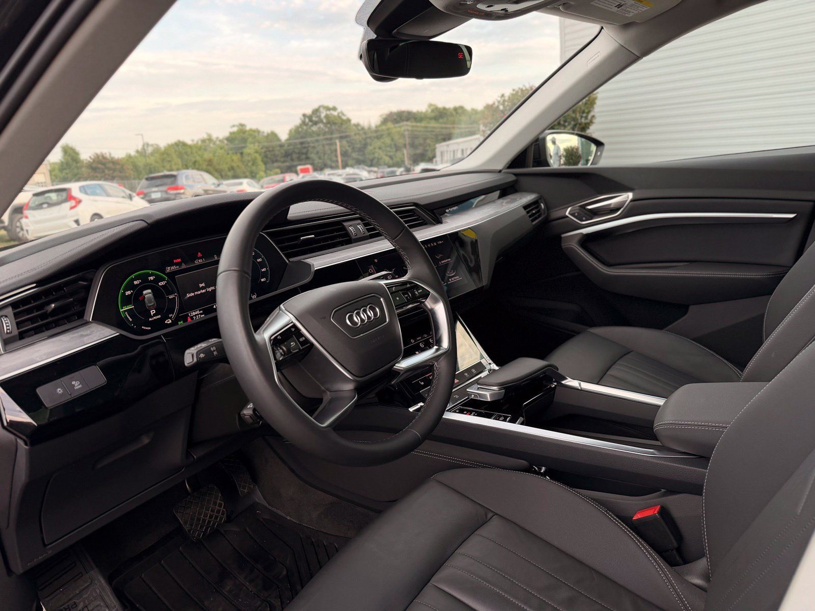 Used 2024 Audi Q8 e-tron Premium AWD/4WD image 15