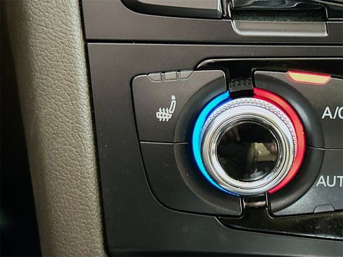 Used 2015 Audi A4 2.0T Premium image 22