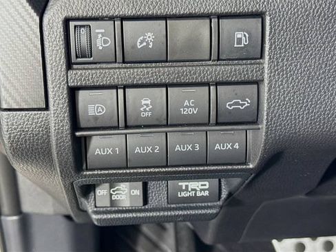 Certified 2025 Toyota Tacoma TRD Pro AWD/4WD image 11