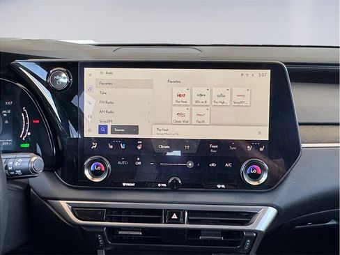 Used 2023 Lexus RX 350 w/ Cold Area Package AWD/4WD image 11