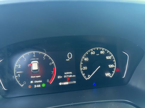 Used 2025 Honda Pilot EX-L image 9