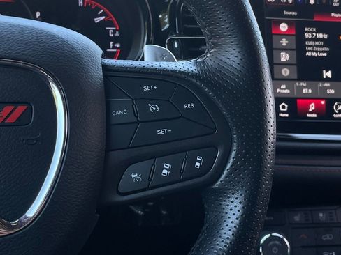 Used 2017 Volvo XC90 T6 Momentum w/ Vision Package image 15