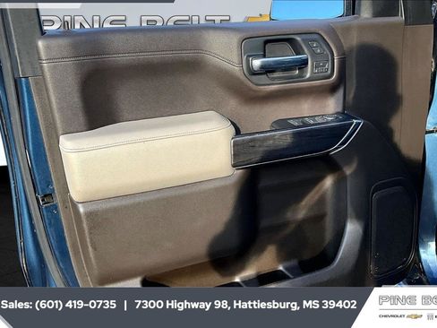 Used 2019 Chevrolet Silverado 1500 LTZ w/ LTZ Plus Package AWD/4WD image 18