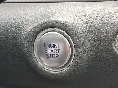 Used 2020 Hyundai Sonata SEL w/ Convenience + Sunroof Package image 16