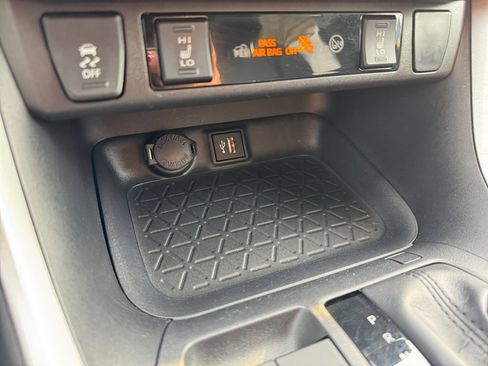 Certified 2025 Toyota RAV4 XSE AWD/4WD image 24