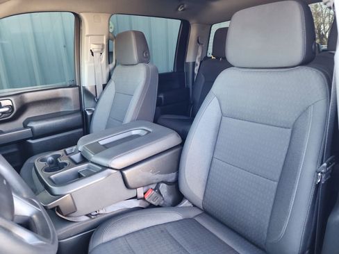 Used 2025 Chevrolet Silverado 2500 Custom w/ Custom Value Package image 15