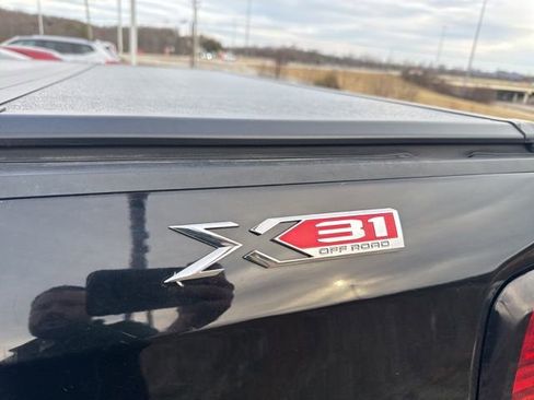 Used 2021 GMC Sierra 1500 Elevation image 8