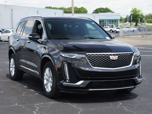 Used 2024 Cadillac XT6 Luxury w/ LPO, Floor Liner Package AWD/4WD image 26
