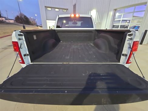 Used 2024 RAM 2500 Big Horn w/ Off Road Package image 12