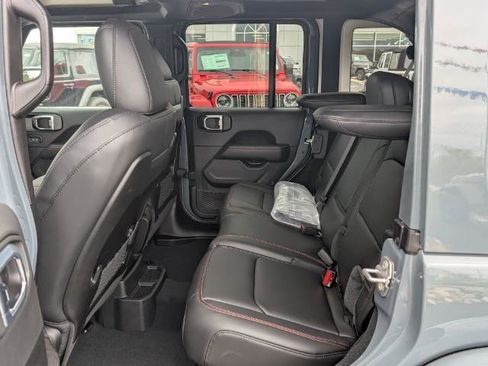 New 2026 Jeep Wrangler Unlimited Rubicon image 10