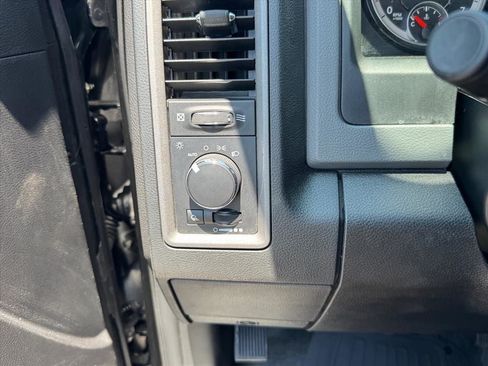 Used 2020 RAM 1500 Tradesman AWD/4WD image 22