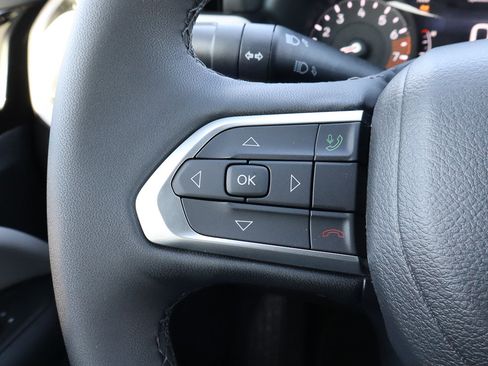 New 2026 Jeep Compass Limited image 25