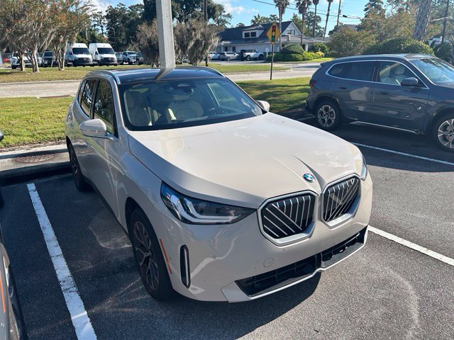 Used 2026 BMW X3 xDrive30i w/ Convenience Package AWD/4WD image 3