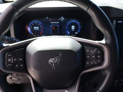 Used 2025 Ford Bronco Big Bend image 30