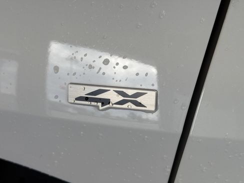 Used 2023 Kia Sportage EX AWD/4WD image 7