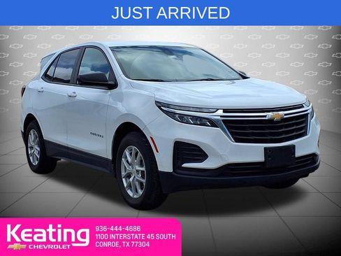 Used 2022 Chevrolet Equinox LS w/ LS Convenience Package AWD/4WD image 1