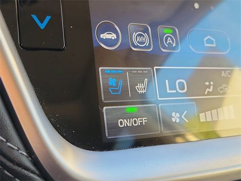 Used 2023 Subaru Outback Touring XT image 10