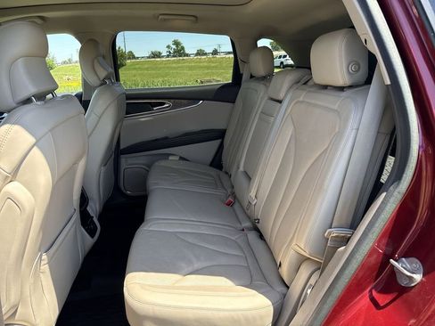 Used 2016 Lincoln MKX Reserve FWD image 20