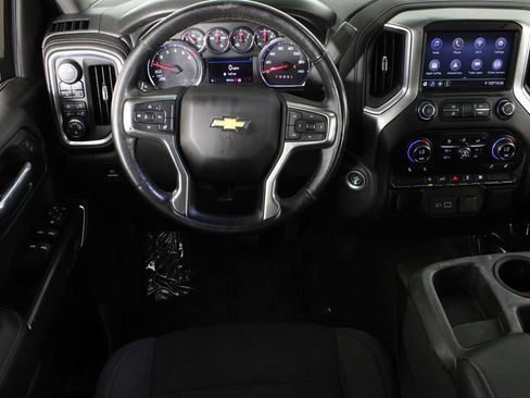 Used 2021 Chevrolet Silverado 1500 LT AWD/4WD image 7