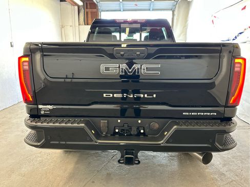 New 2025 GMC Sierra 2500 Denali Ultimate image 6