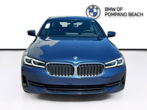 Certified 2023 BMW 530e xDrive w/ Premium Package AWD/4WD image 2