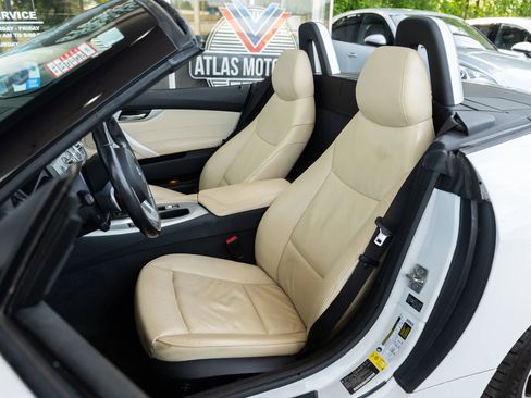 Used 2009 BMW Z4 sDrive35i RWD image 21