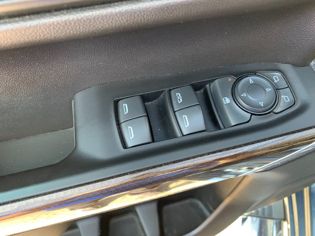 Used 2022 Chevrolet Silverado 1500 RST AWD/4WD image 13