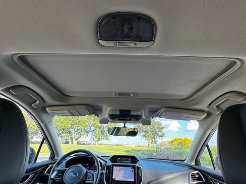 Used 2017 Subaru Impreza 2.0i Limited image 18