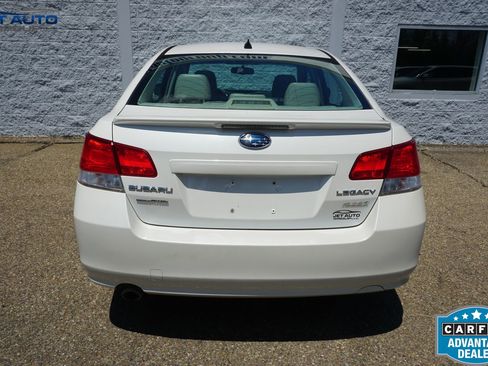 Used 2011 Subaru Legacy 2.5i Limited w/ Appearance Package 1H AWD/4WD image 15