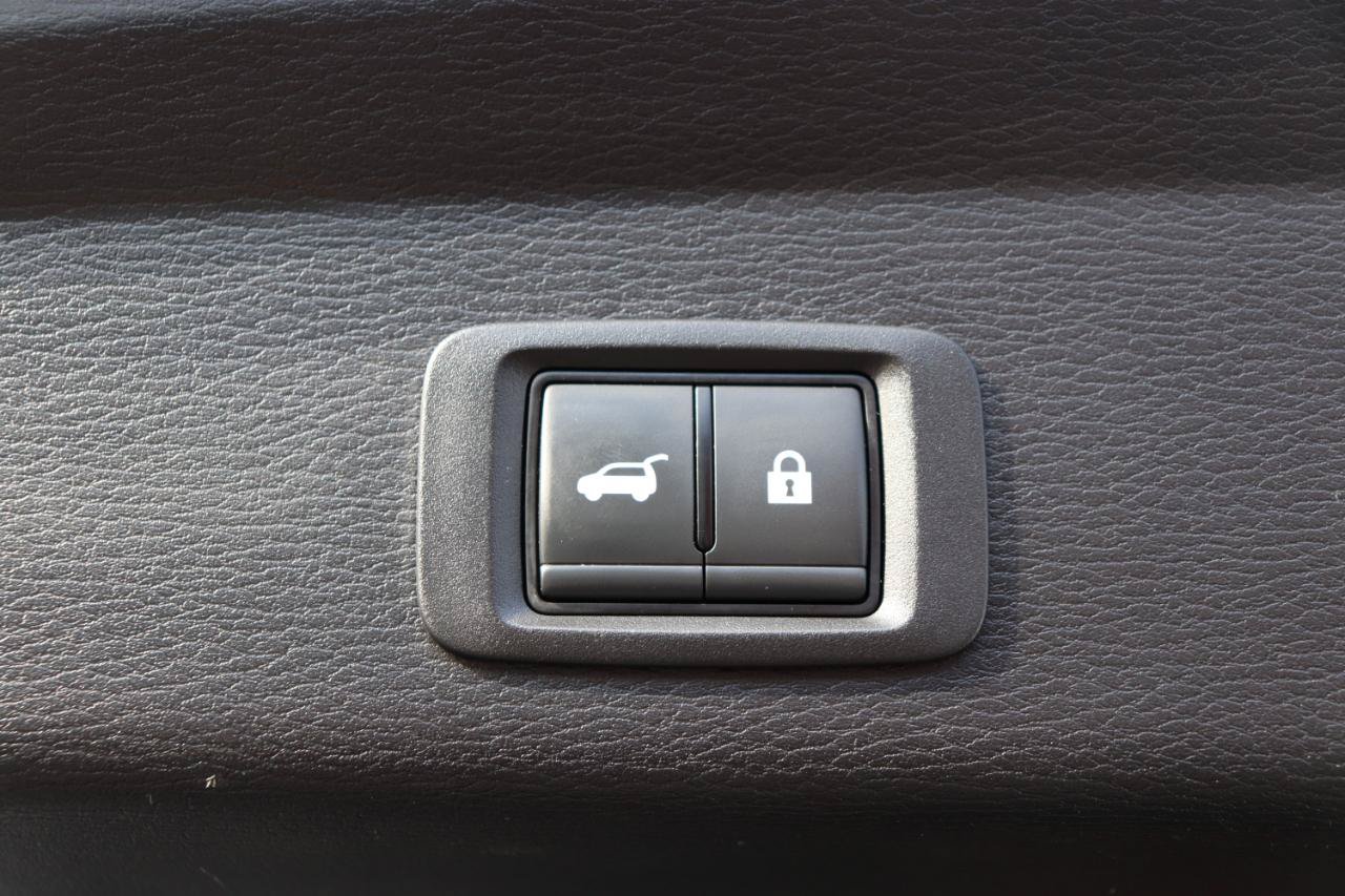 Used 2024 Mitsubishi Outlander AWD image 61