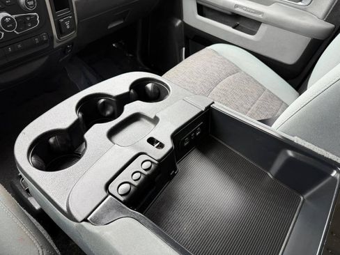 Used 2018 RAM 1500 Big Horn RWD image 13